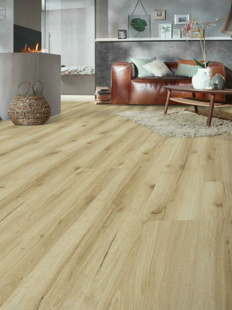 Bodencouture SofTEC Eiche Cumin mit Kork Trittschalldämmung Vinylboden Klick