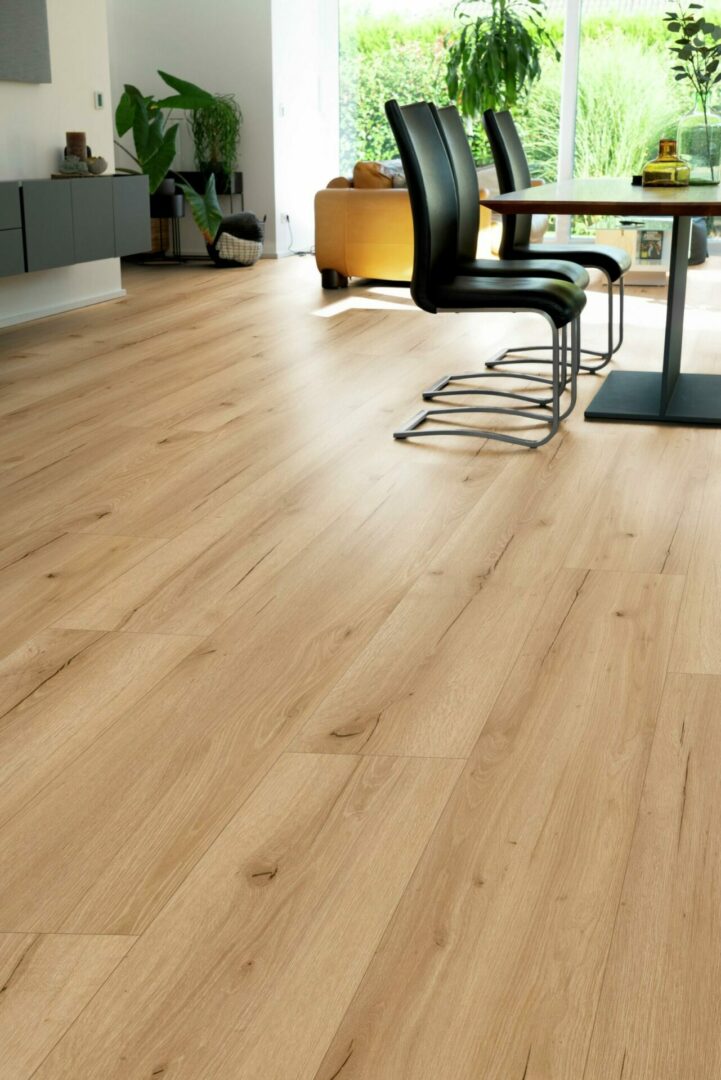 Bodencouture SofTEC Eiche Lein mit Kork Trittschalldämmung Vinylboden Klick – Bild 2